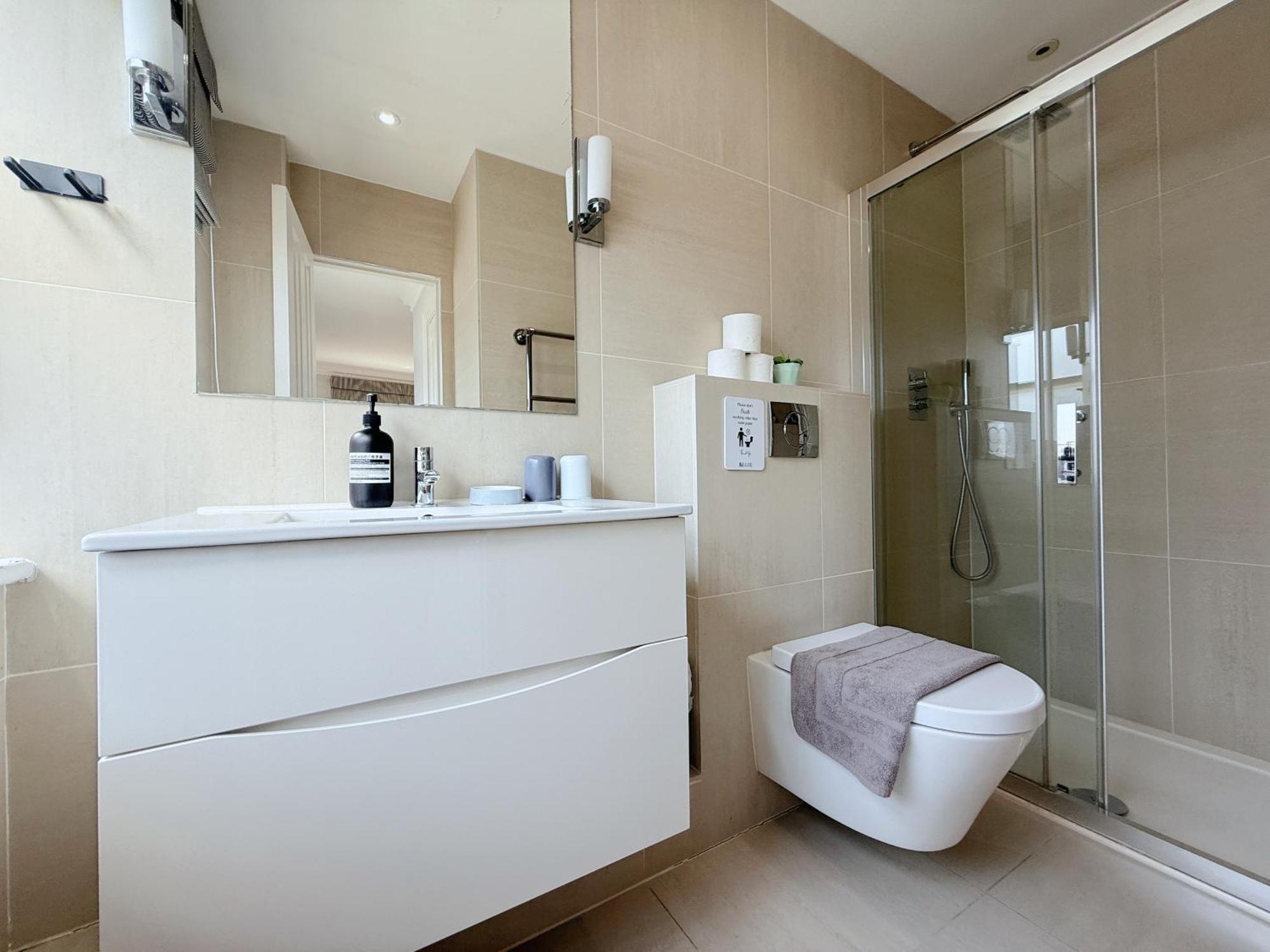 Spacious And Cosy 3Brs 5F House In Heart Of London Bagian luar foto